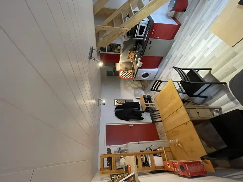 Séjour et cuisine de l'appartement Ax-les-Thermes