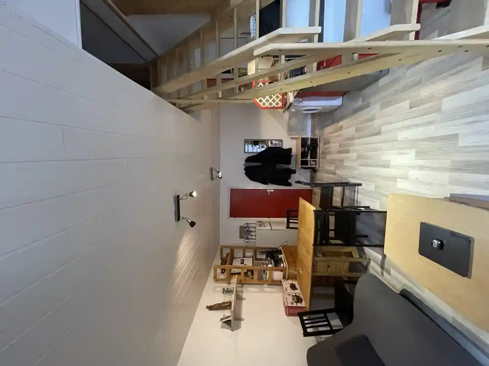 Vue d'ensemble séjour et cuisine
